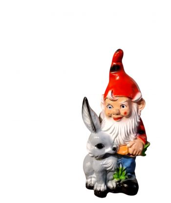 MAŁY KRASNAL Z ZAJĄCEM