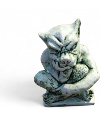 TROLL SIEDZĄCY ZAMYŚLONY...